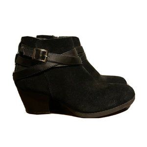 White Mountain Rhone Strap Boots Suede Buckle Booties Black Size 7M